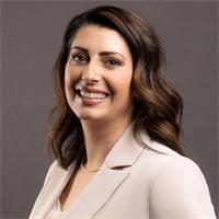 Katie Engling headshot