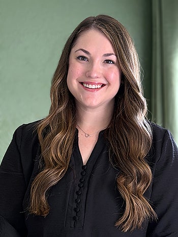 Rachel J. Lott Headshot